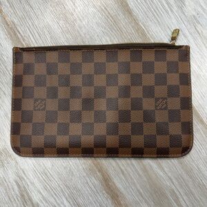 Louis Vuitton Clutch